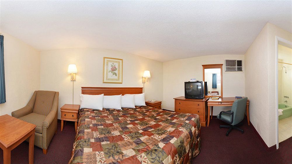 Americas Best Value Inn - Lebanon Pokoj fotografie